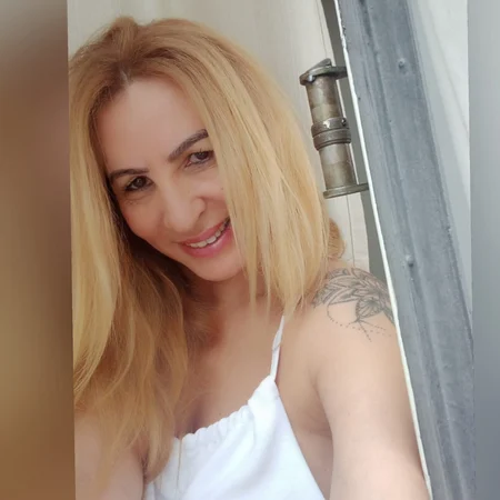 Massagem relaxante, sensuais e depilações